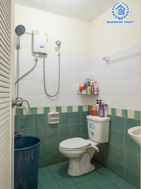 ******ทาวน์เฮ้าส์มือสองย่านสมุทรสาคร ม.พนาลี1 บางขุนเทียน-ชายทะเล เนื้อที่กว้าง 16.10 ตร.ว. ฟังก์ชัน 3 ห้องนอน 2 ห้องน้ำ ที่จอดรถ 1 คัน แถมฟรี! เครื่องปรับอากาศ 1 เครื่อง บนทำเลเดินทางสะดวก เชื่อมต่อถนนบางขุนเทียน-ชายทะเล ใกล้จุดขึ้นลงทางด่วน "ดาวคะนอง-บางมด"